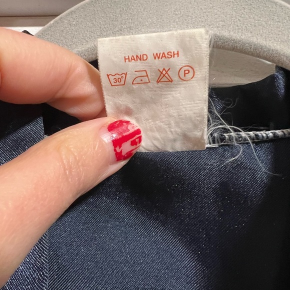 Vintage Embroidered Poly Robe - Picture 5 of 6